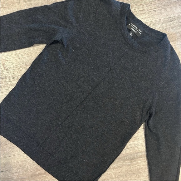 Banana Republic Sweater Womens S/M Gray Italian Merino Wool Pullover Crewneck - Picture 1 of 5